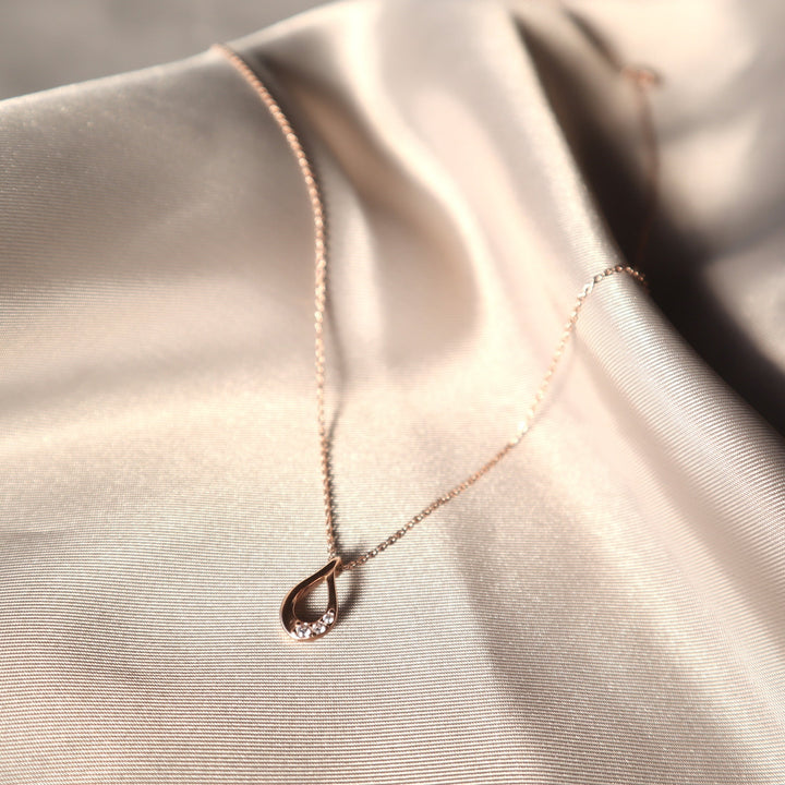 [送料無料] Alavel ドロップ ネックレス キュービックジルコニア PUPE001