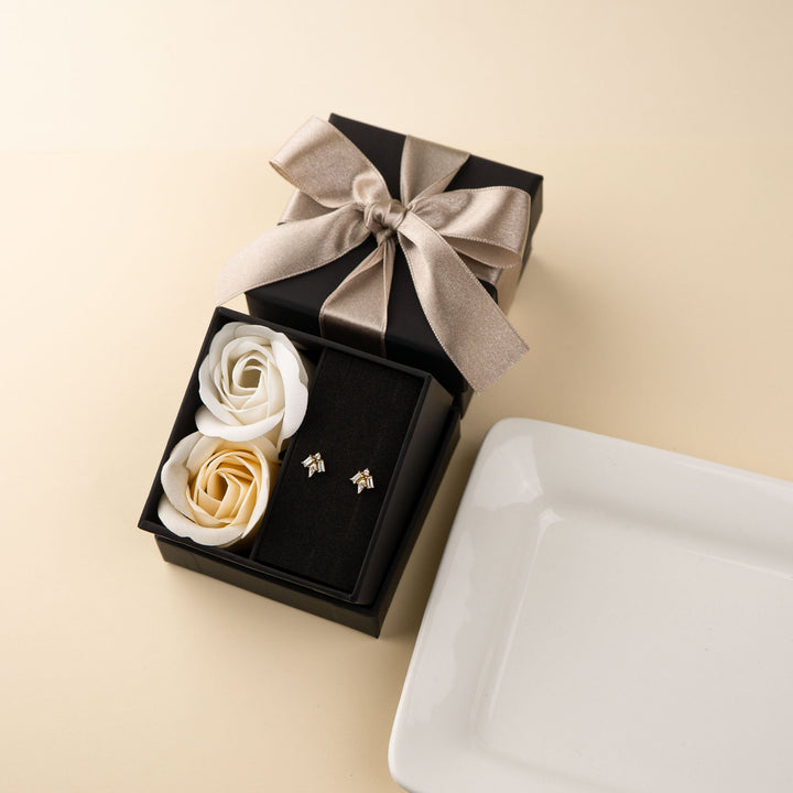 [送料無料] Alavel キュービックジルコニア プリズムクラスター ピアス PUPS140