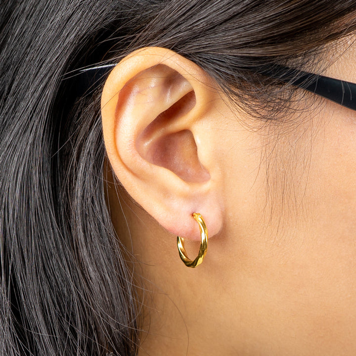 [送料無料] Alavel フープピアス ツイスト Mサイズ 両耳用 PUPS019