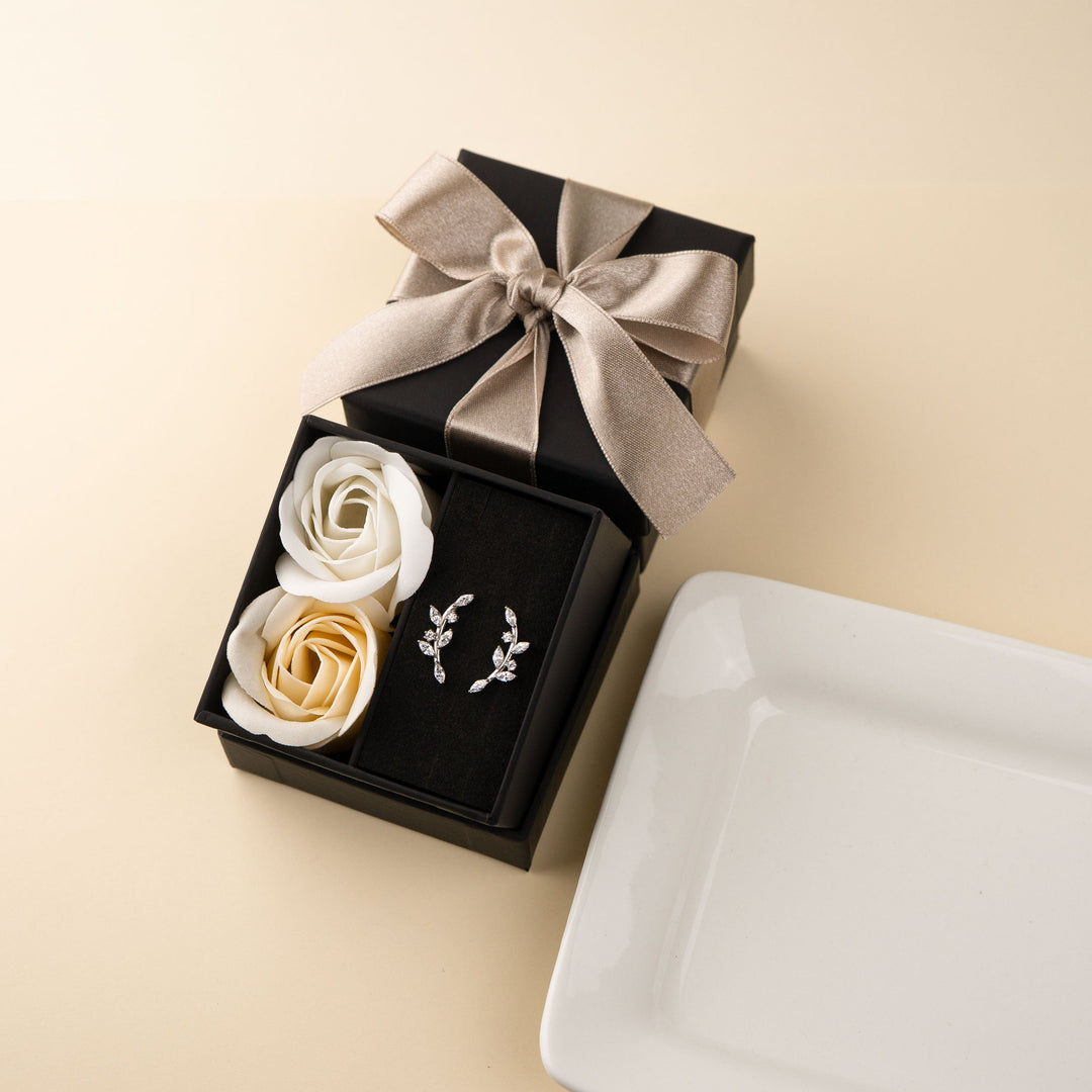 [送料無料] Alavel キュービックジルコニア ヴィネア ピアス PUPS139